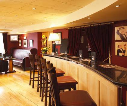 Pery's Hotel