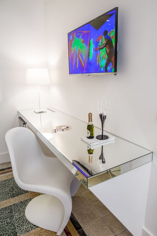 Home Boutique Luxury Design