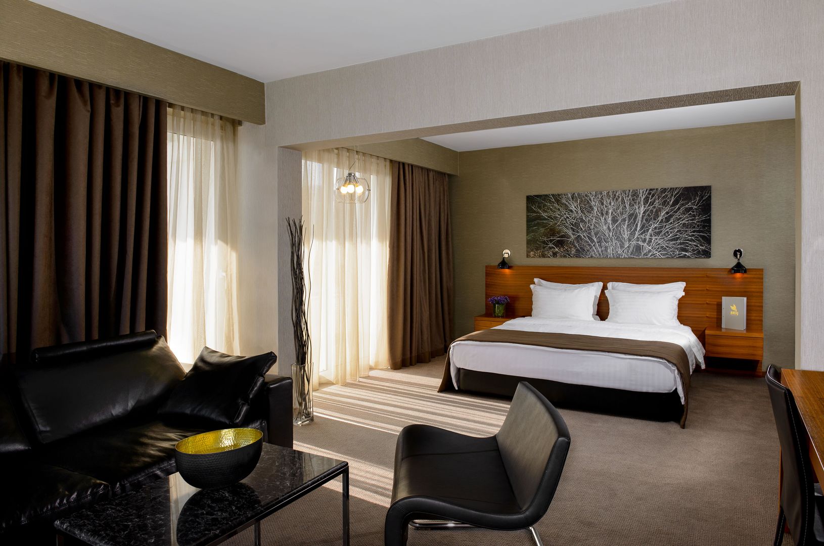 Lucy Hotel