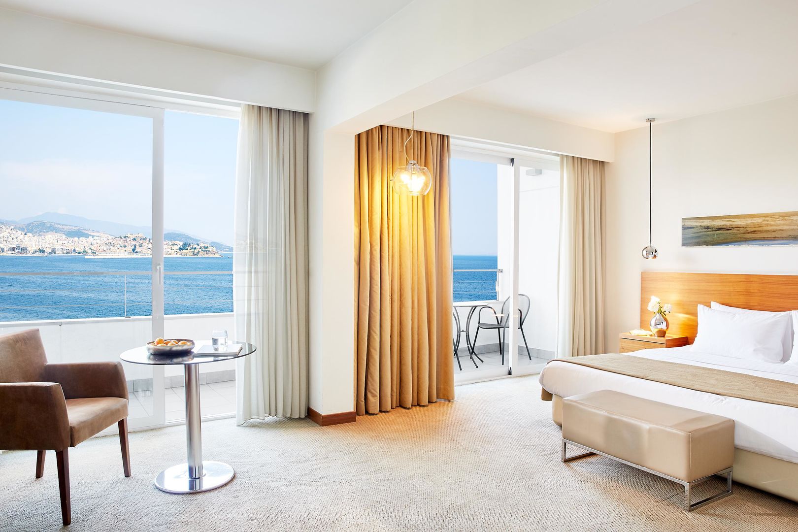 Lucy Hotel