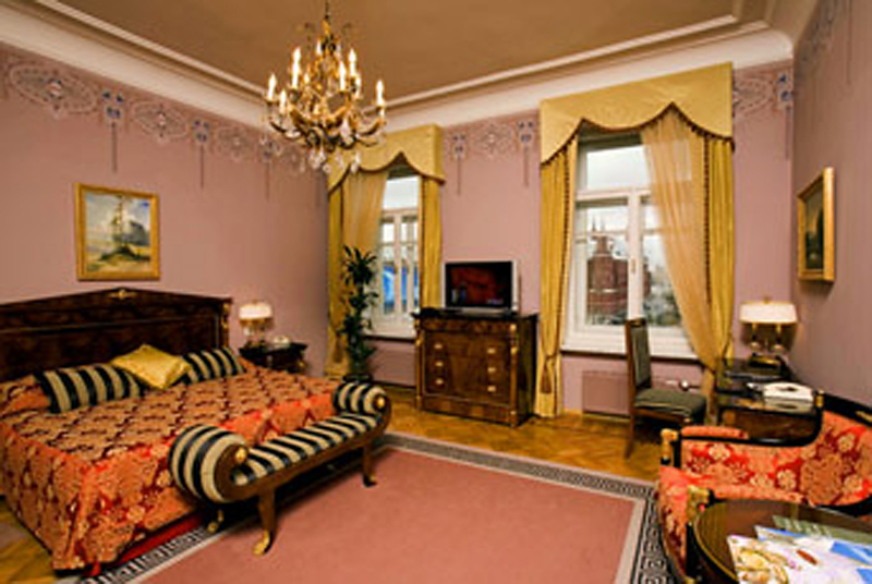 Hotel Savoy