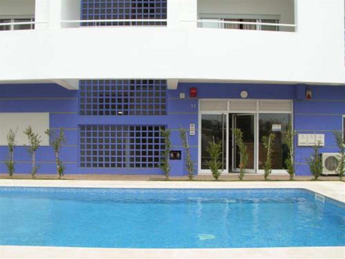 Riviera Flat
