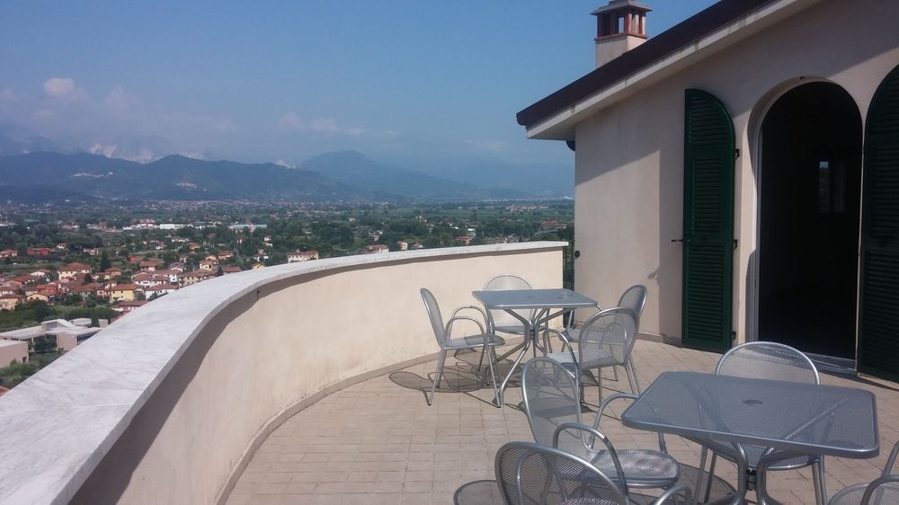 Hostel Ameglia