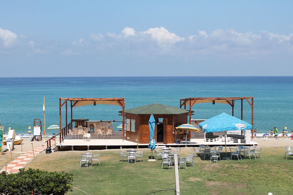 South Paradise Hotel