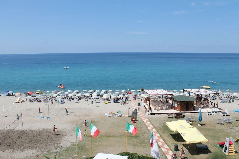 South Paradise Hotel