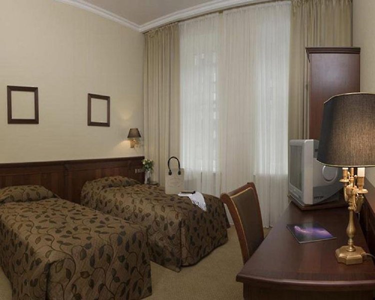 Opera Hotel