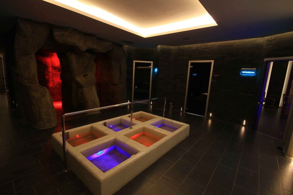 Ak Resort Hotel