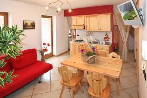 Casa Brostolade