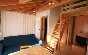 Casa Brostolade