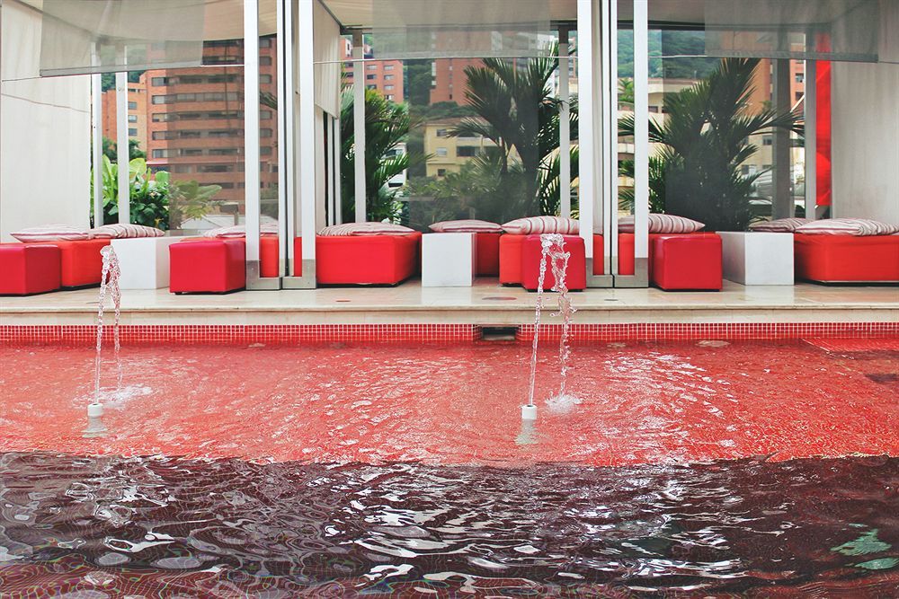 Now Hotel