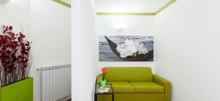 Almes Apartments