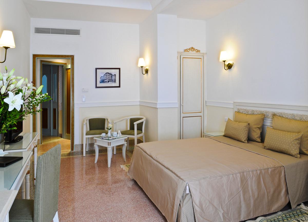 Hotel Majestic