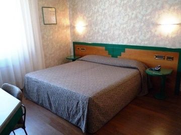 Astra Hotel