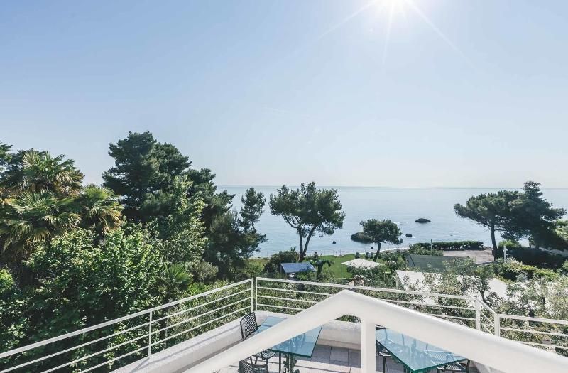 Villa Vignola Hotel & Restaurant