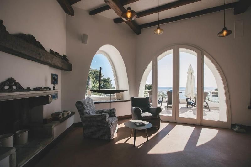 Villa Vignola Hotel & Restaurant