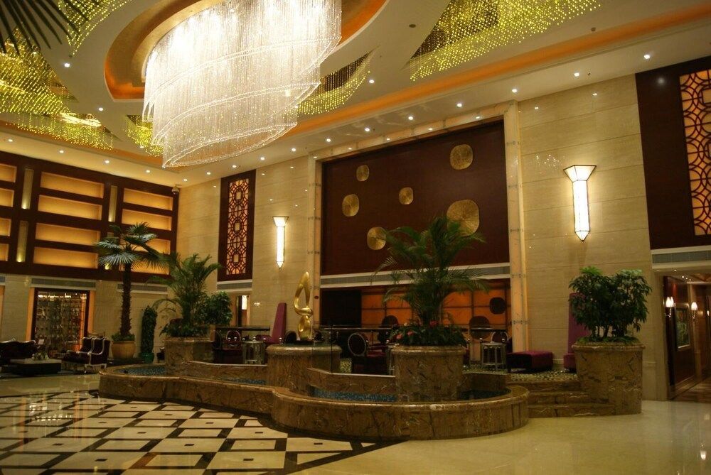 Royal Prince Hotel