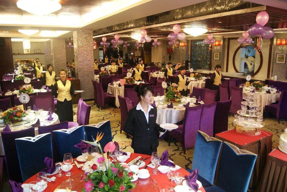 Royal Prince Hotel
