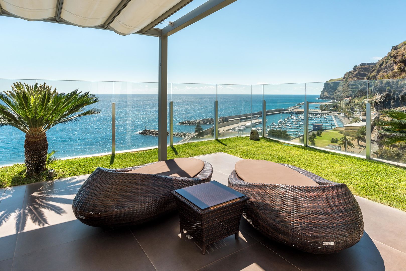 Saccharum Resort