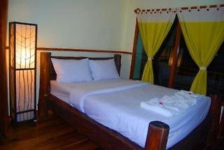 Phuttachot Resort Phi Phi