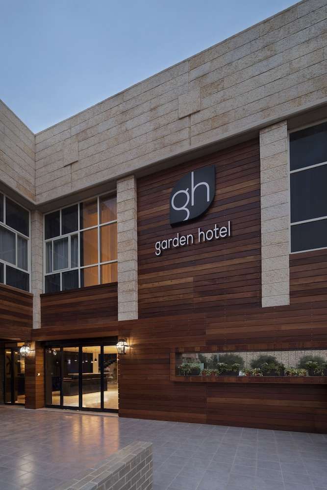 Garden Hotel
