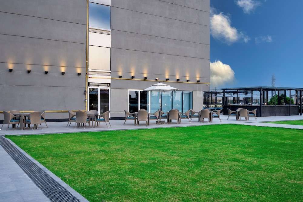 Holiday Inn Lucknow Airport An Ihg Hotel