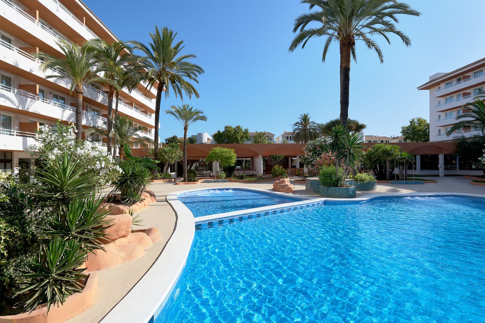 tent Calvia Beach