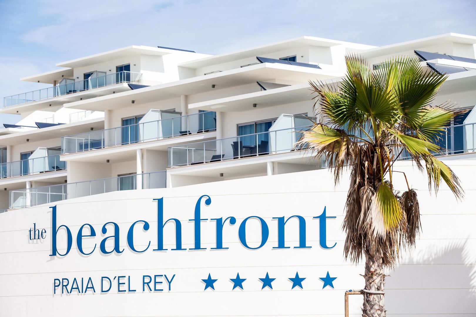 The Beachfront Praia d'el Rey