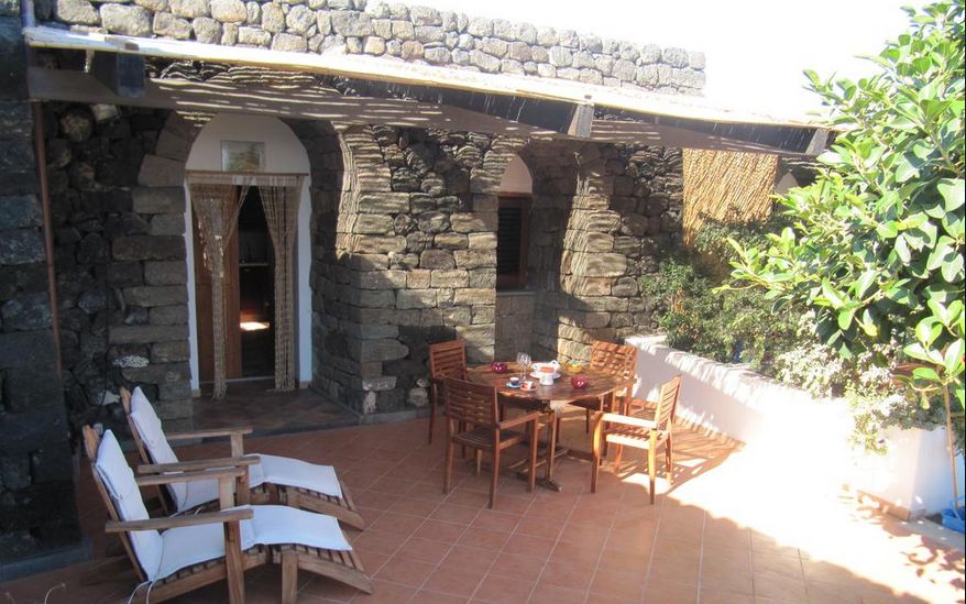Dammusi di Punta Karace