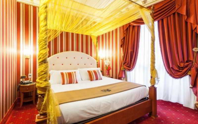 Hotel Manfredi