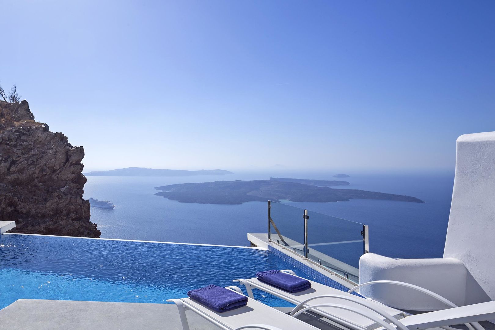 Pegasus Suites & Spa