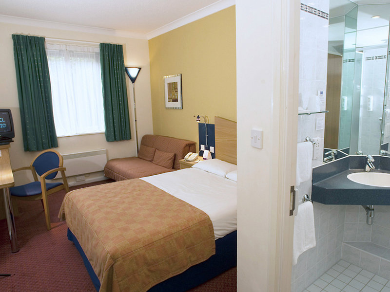 Holiday Inn Express Bath