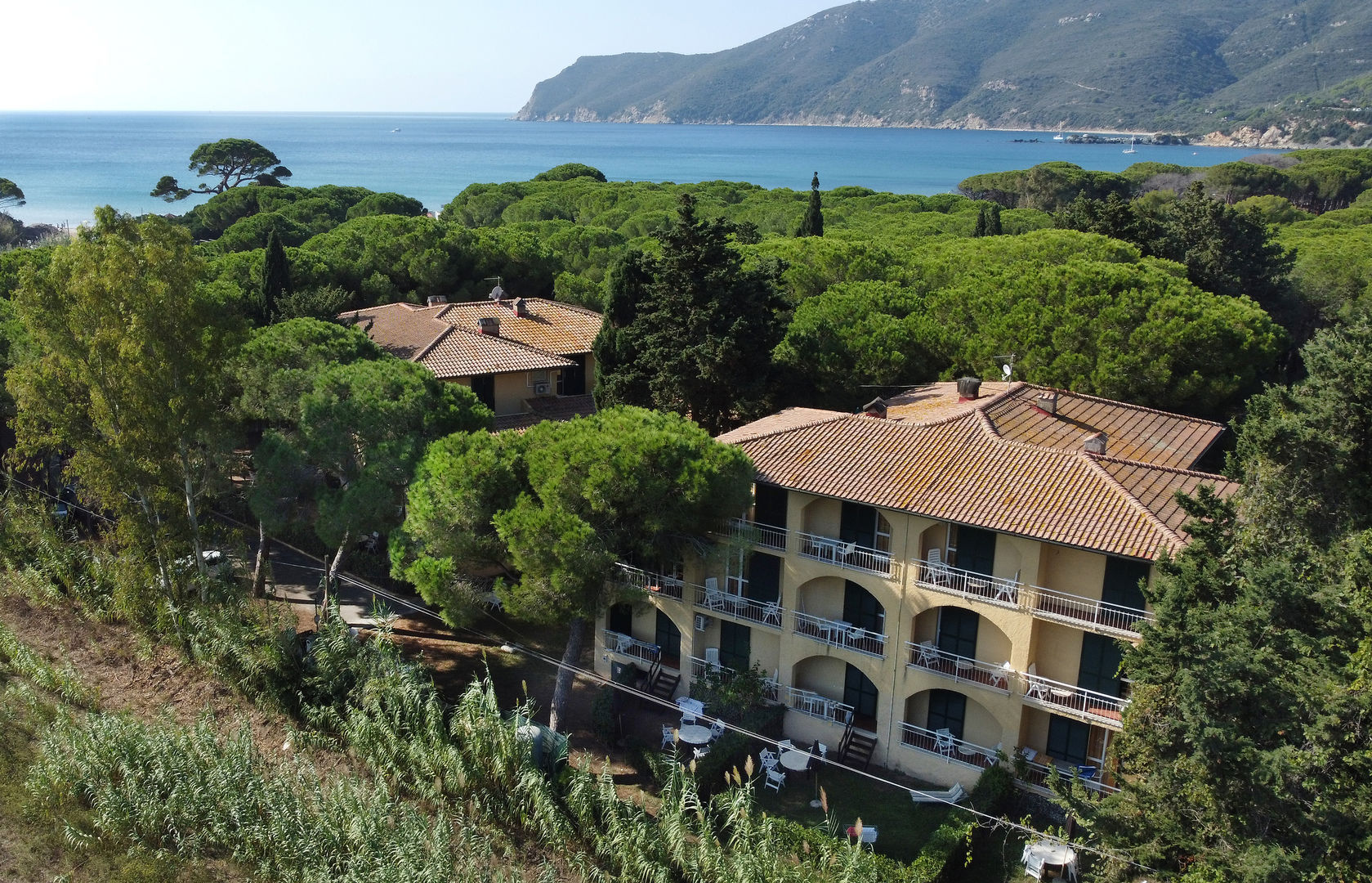 Residence Golfo della Lacona