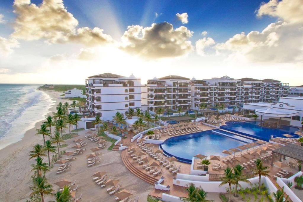 Grand Residences Riviera Cancun, a Registry Collection Hotel