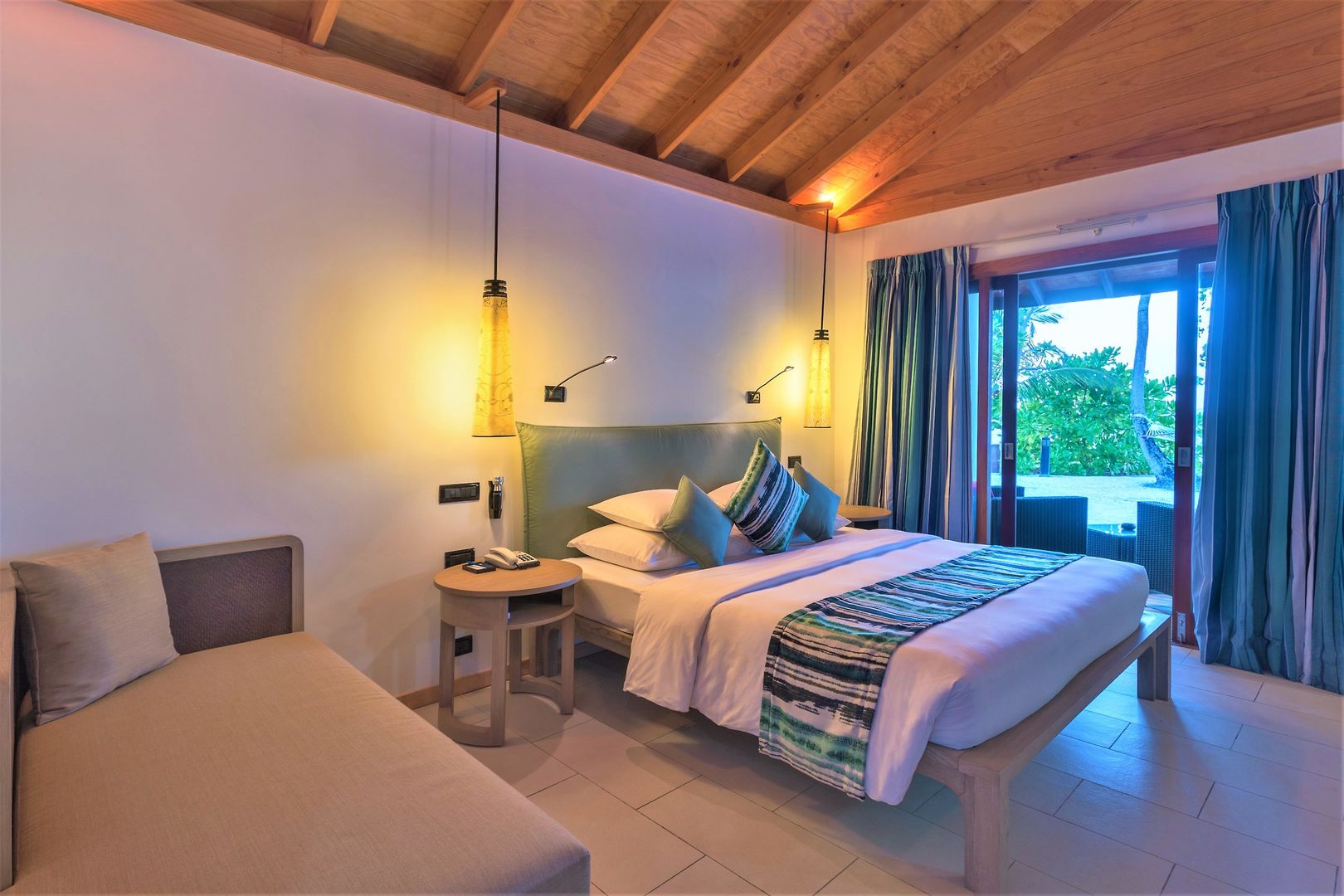 Vilamendhoo Maldives Resort Island