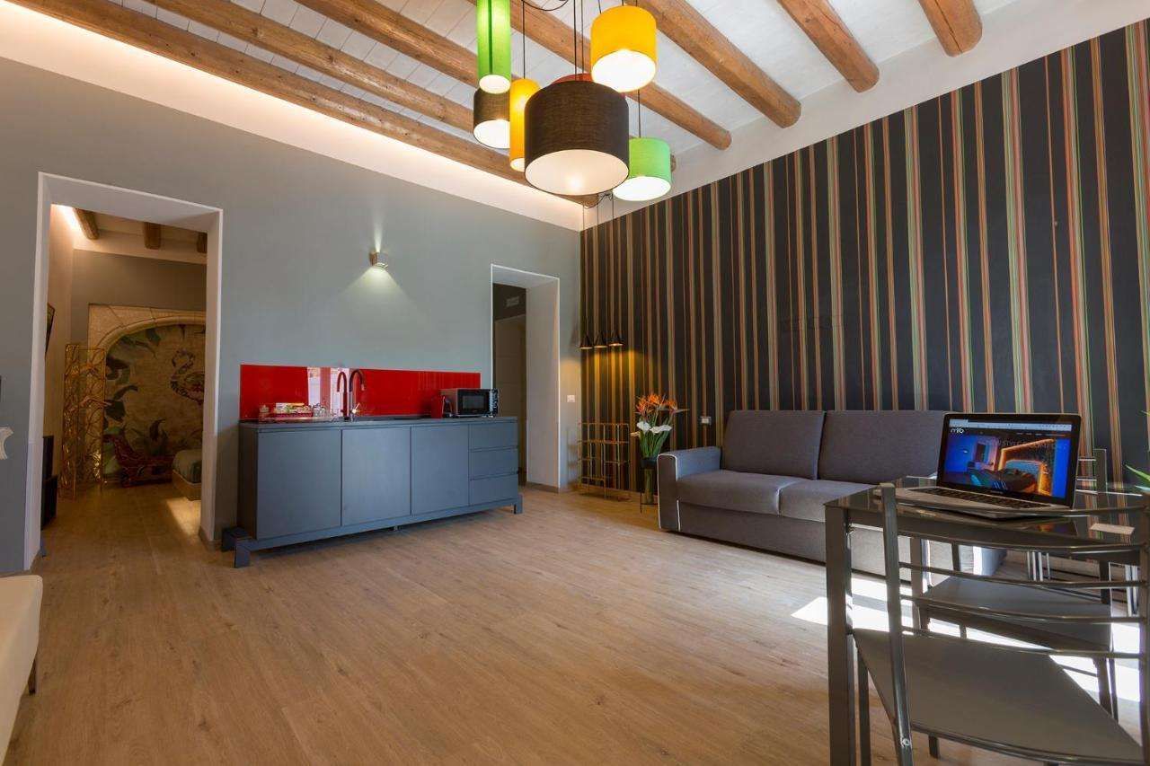 Myo  Cagliari