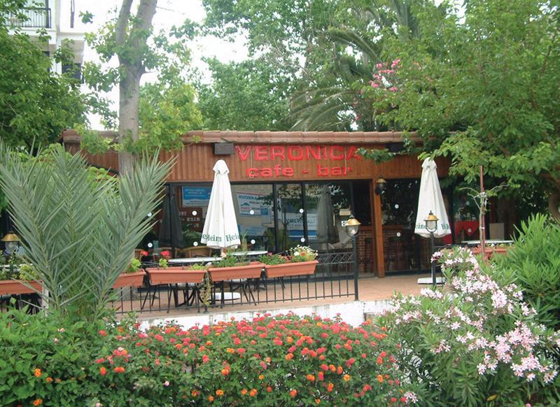 Veronica Hotel