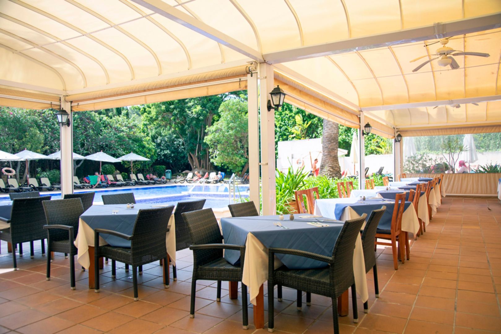 Hotel ROC Oberoy