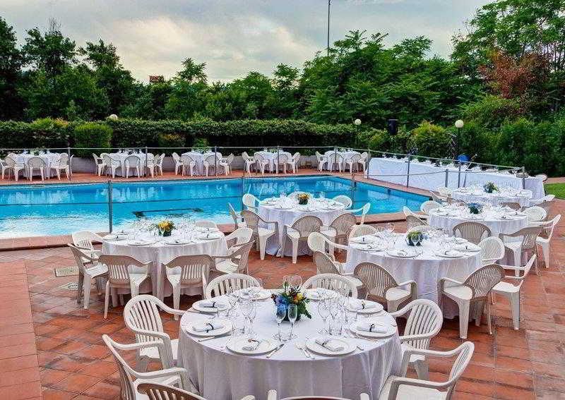 Garden Hotel
