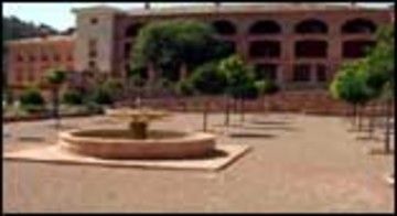 Hotel Jardines de La Santa