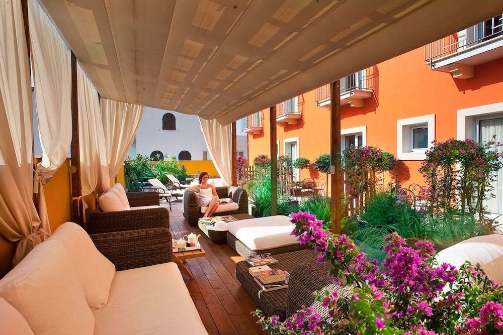 Marin Hotel