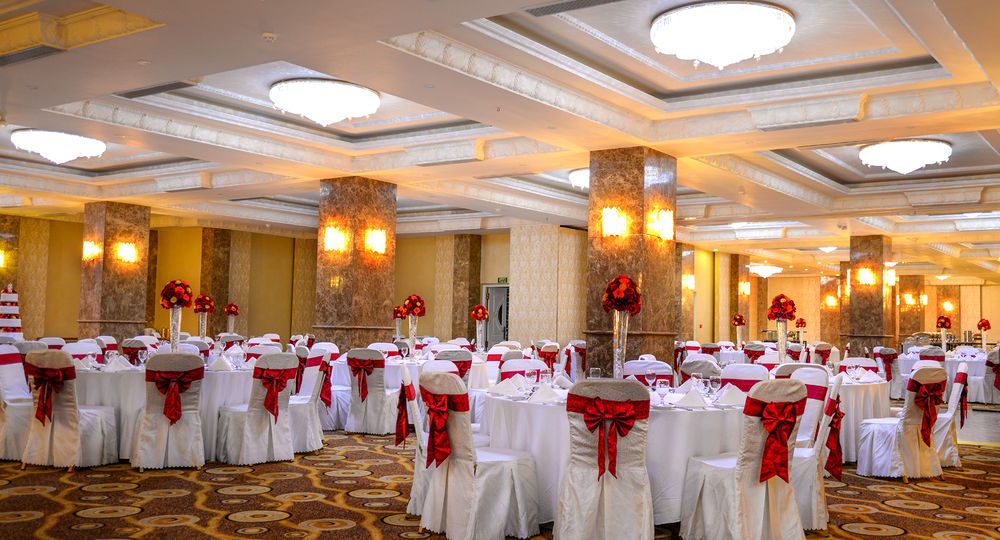 Grand Kandyan Hotel