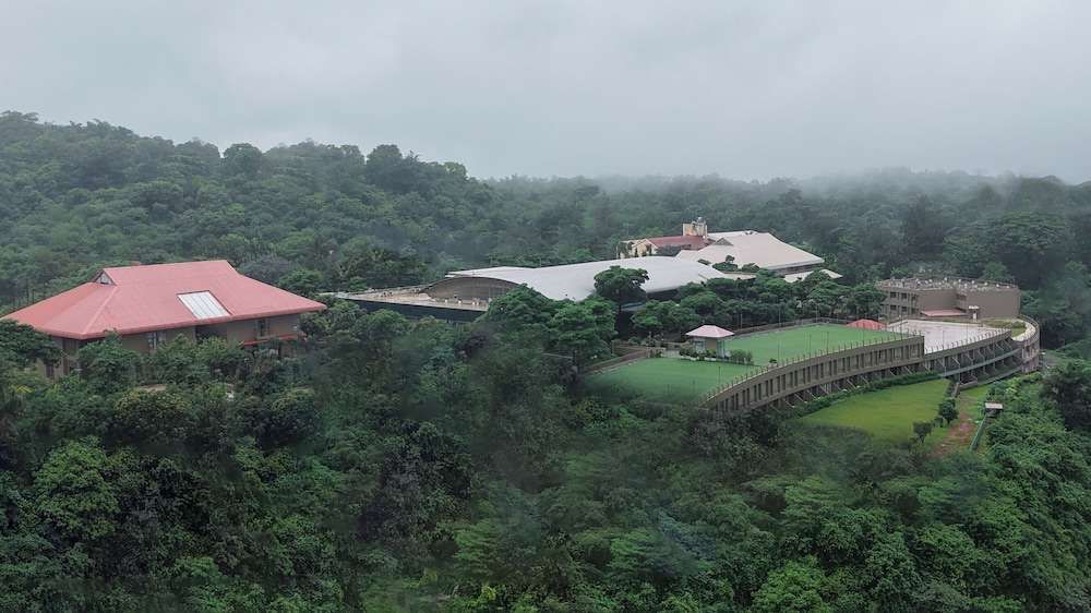 Ikshana Resort & Spa