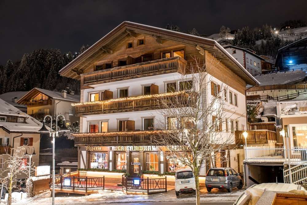 Residence Hotel La Tambra