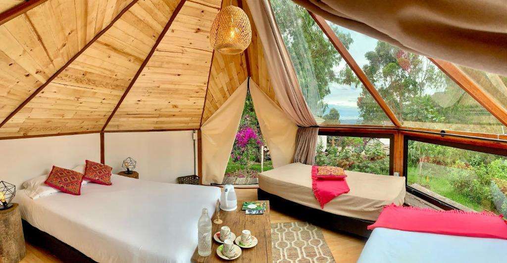 Lumbre Glamorous Camping