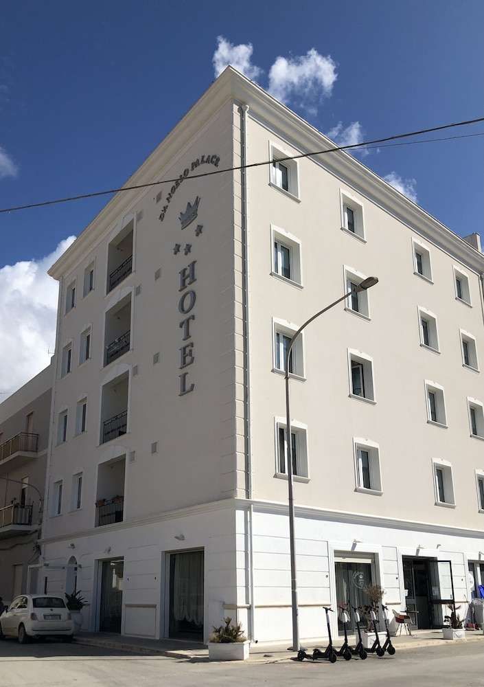 D'Angelo Palace
