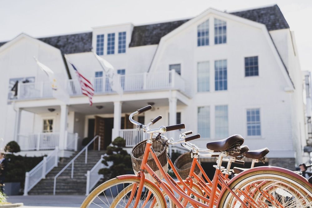 Forty 1° North