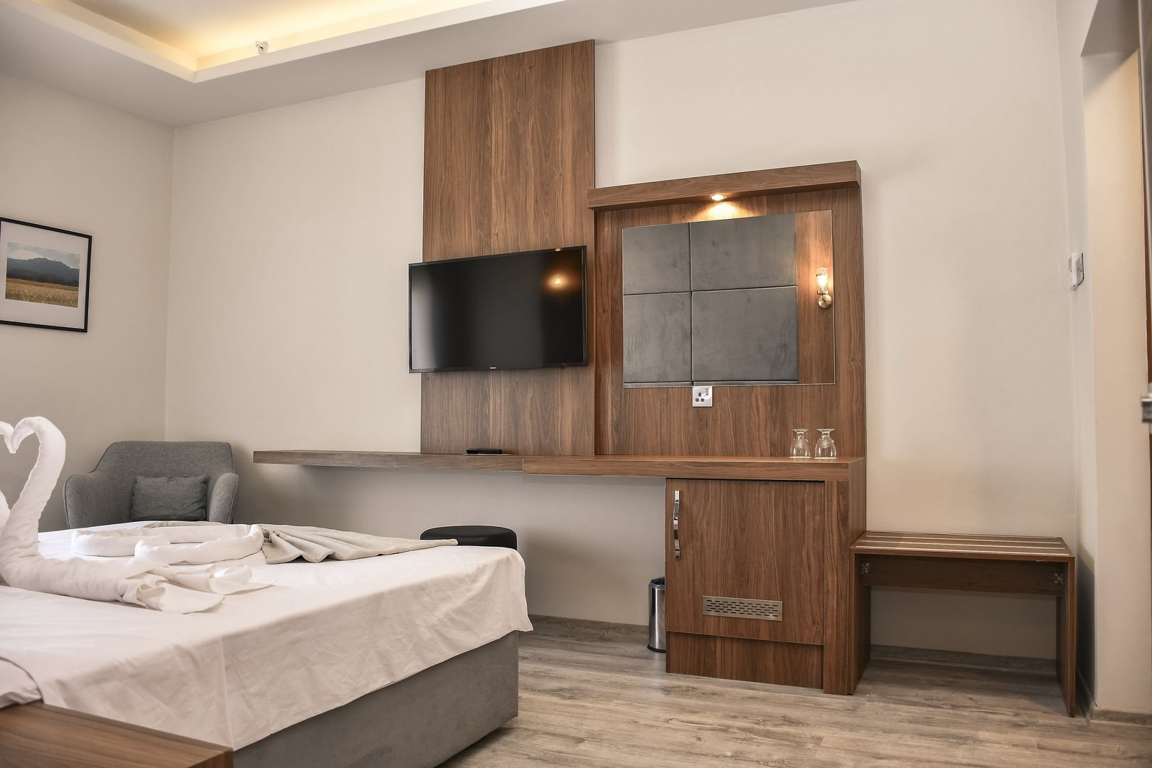 Mimoza Beach Hotel
