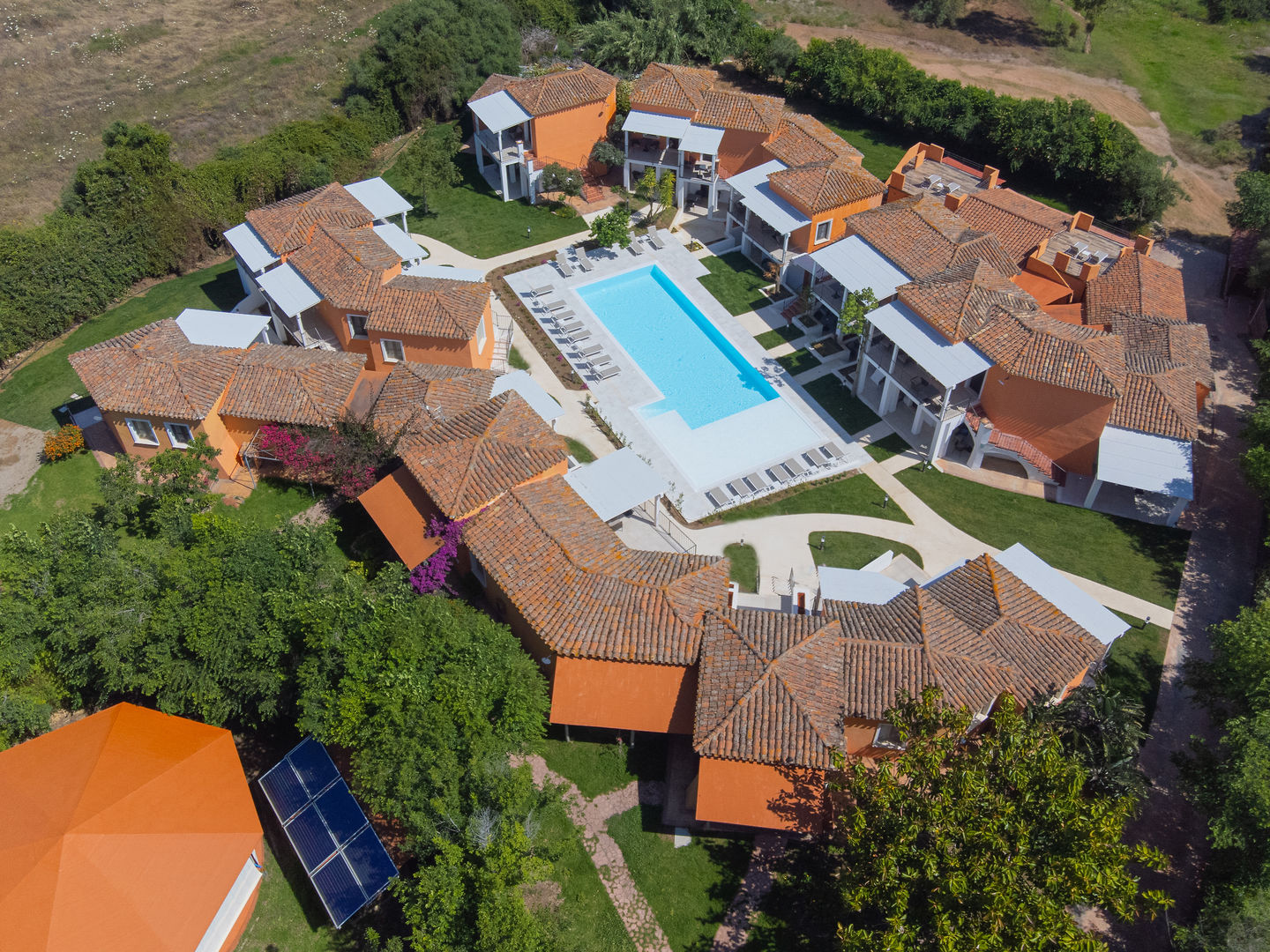 Galanias Hotel & Retreat