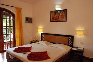 Capital O 322 Sea Breeze Candolim Hotel