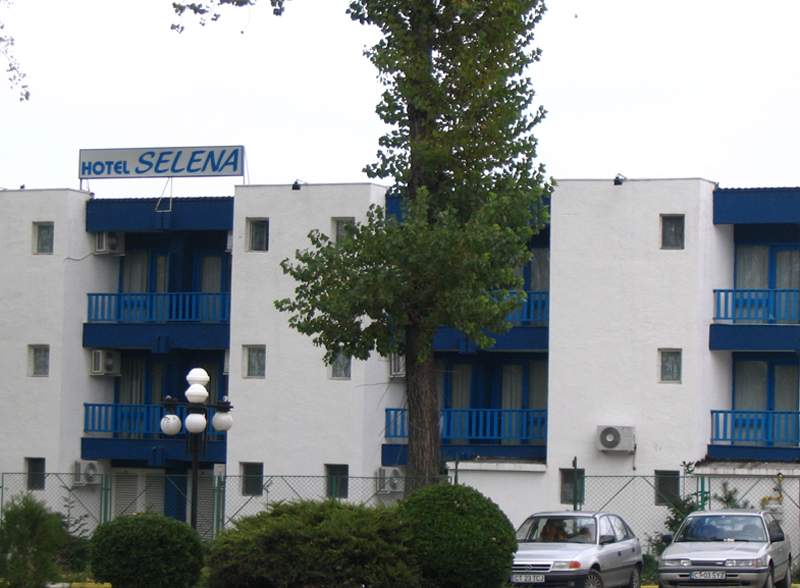 Jijo's Hotel